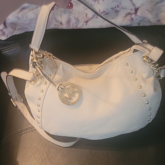 Michael Kors - Picture 1 of 10